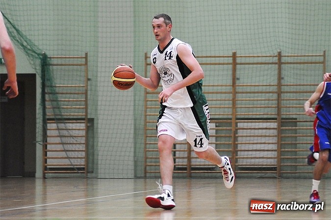 Zdjęcie w galerii na portalu naszraciborz.pl: Koszykówka. Porażka na własne życzenie wiadomości z regionu