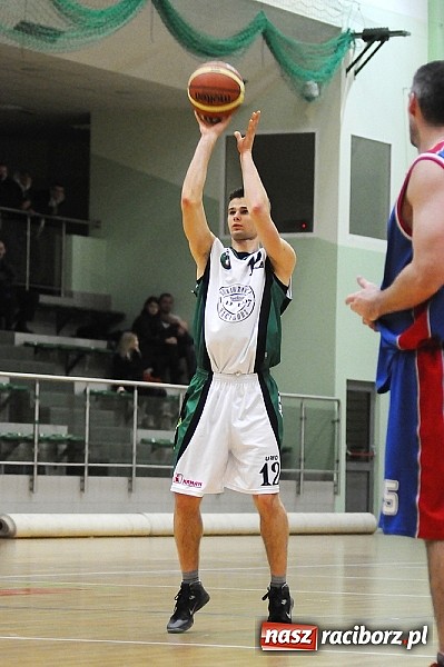 Zdjęcie w galerii na portalu naszraciborz.pl: Koszykówka. Porażka na własne życzenie wiadomości z regionu