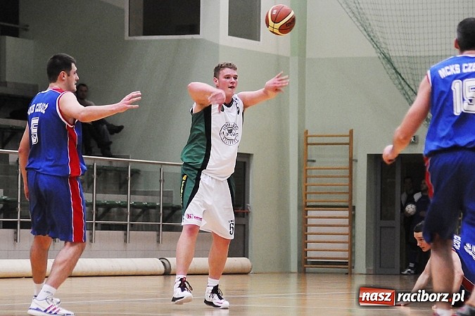 Zdjęcie w galerii na portalu naszraciborz.pl: Koszykówka. Porażka na własne życzenie wiadomości z regionu