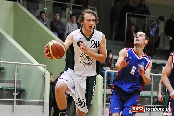 Zdjęcie w galerii na portalu naszraciborz.pl: Koszykówka. Porażka na własne życzenie wiadomości z regionu