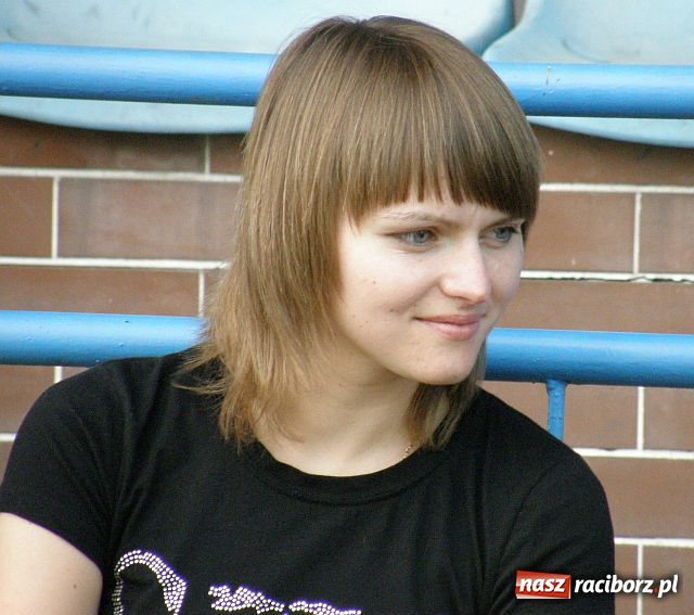 Zdjęcie w galerii na portalu naszraciborz.pl: Mecz i wielka feta na Srebrnej - kulisy sukcesu wiadomości z regionu