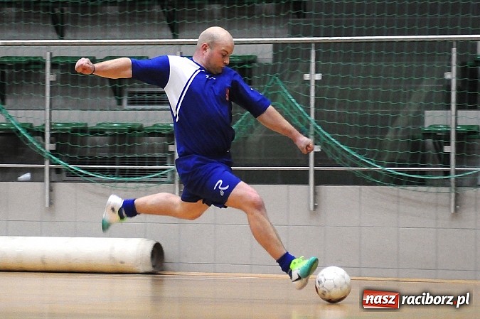 Zdjęcie w galerii na portalu naszraciborz.pl: Wygrane Żorskiej i Cukierni. Pierwsze punkty Czarnych Koszul wiadomości z regionu