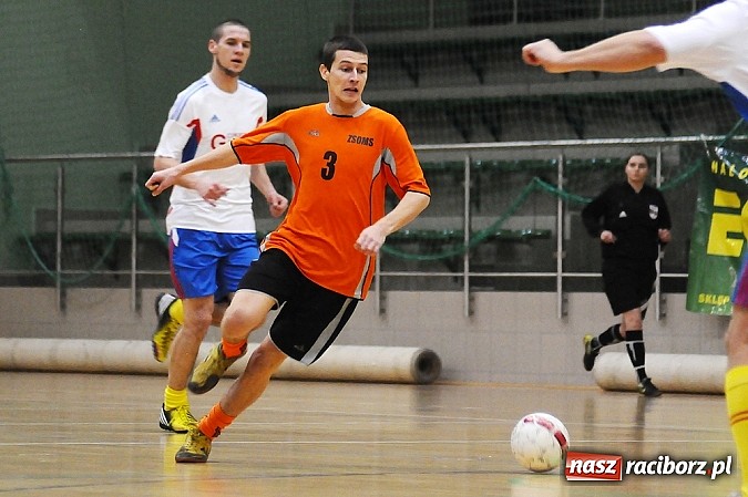 Zdjęcie w galerii na portalu naszraciborz.pl: Wygrane Żorskiej i Cukierni. Pierwsze punkty Czarnych Koszul wiadomości z regionu