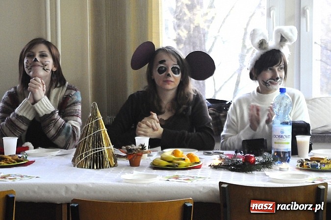 Zdjęcie w galerii na portalu naszraciborz.pl: Wigilia slawist&oacute;w z raciborskiej PWSZ wiadomości z regionu