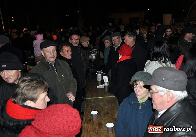 Zdjęcie w galerii na portalu naszraciborz.pl: Weihnachtsmarkt w Tworkowie wiadomości z regionu
