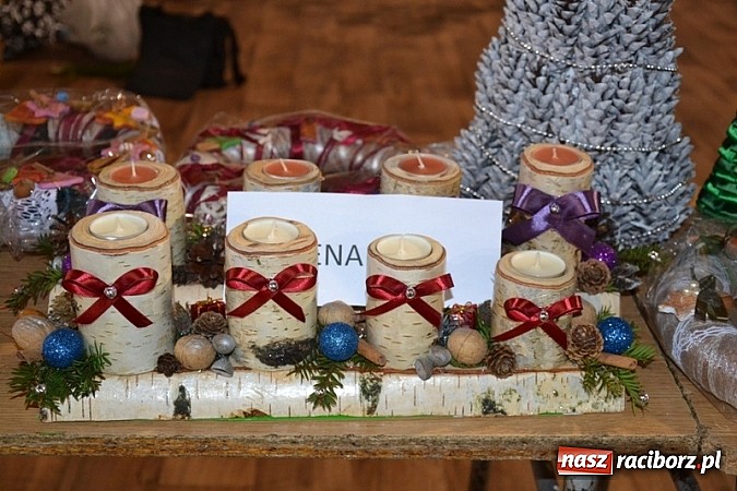 Zdjęcie w galerii na portalu naszraciborz.pl: Kiermasz w Rudach. Niech was prowadzą dobre anioły wiadomości z regionu