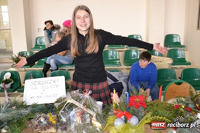 Zdjęcie w galerii na portalu naszraciborz.pl: Kiermasz w Rudach. Niech was prowadzą dobre anioły wiadomości z regionu
