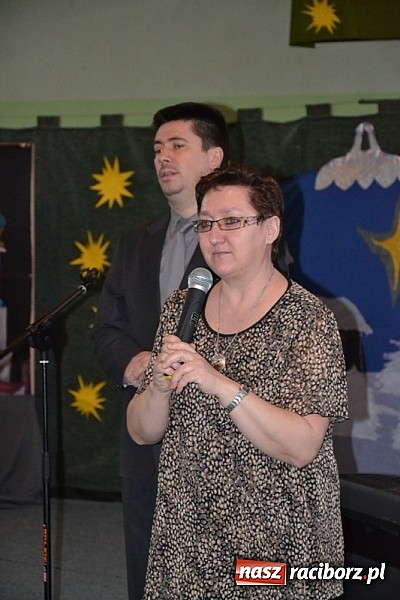 Zdjęcie w galerii na portalu naszraciborz.pl: Kiermasz w Rudach. Niech was prowadzą dobre anioły wiadomości z regionu