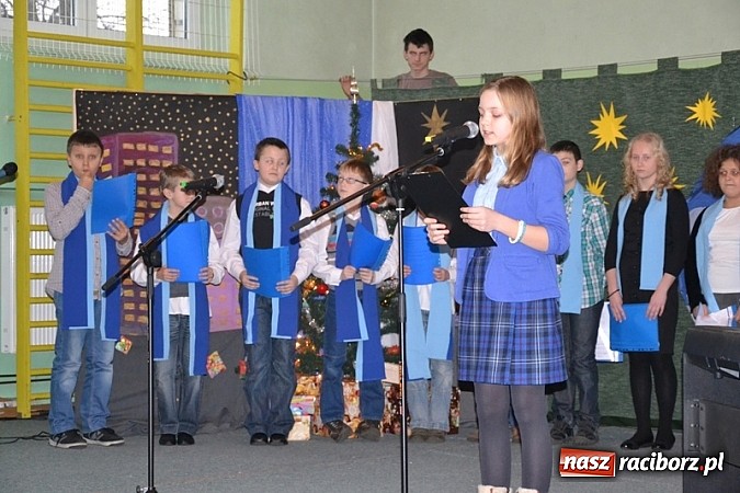 Zdjęcie w galerii na portalu naszraciborz.pl: Kiermasz w Rudach. Niech was prowadzą dobre anioły wiadomości z regionu