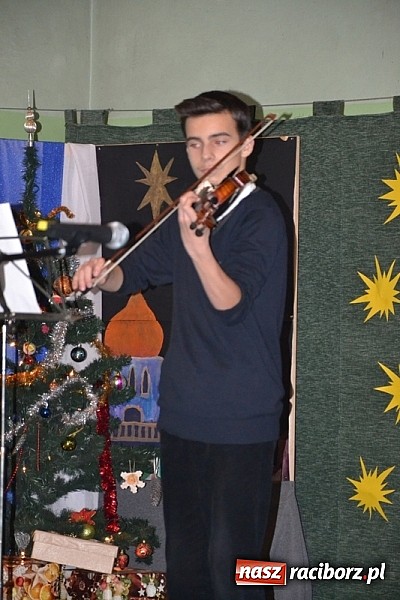 Zdjęcie w galerii na portalu naszraciborz.pl: Kiermasz w Rudach. Niech was prowadzą dobre anioły wiadomości z regionu