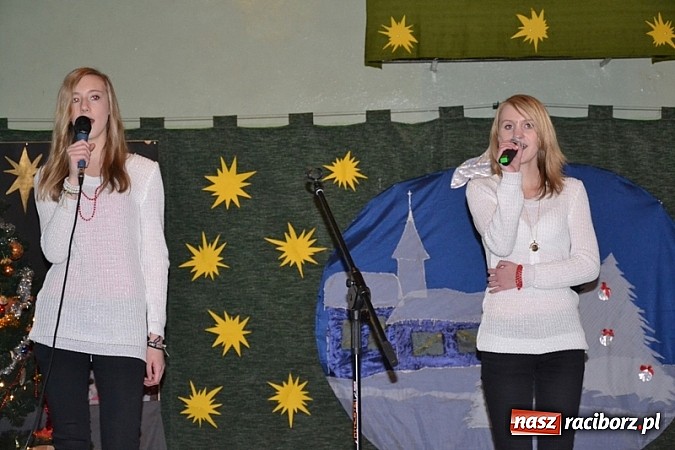 Zdjęcie w galerii na portalu naszraciborz.pl: Kiermasz w Rudach. Niech was prowadzą dobre anioły wiadomości z regionu