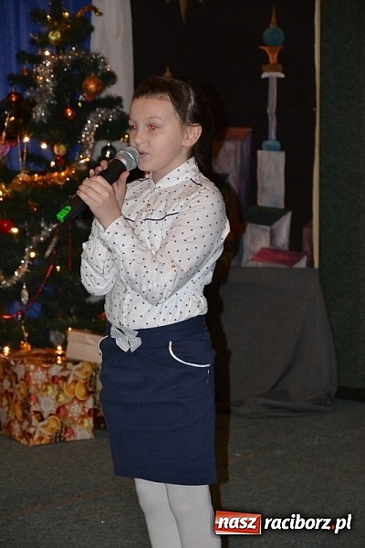 Zdjęcie w galerii na portalu naszraciborz.pl: Kiermasz w Rudach. Niech was prowadzą dobre anioły wiadomości z regionu