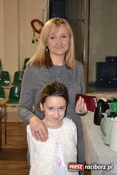 Zdjęcie w galerii na portalu naszraciborz.pl: Kiermasz w Rudach. Niech was prowadzą dobre anioły wiadomości z regionu