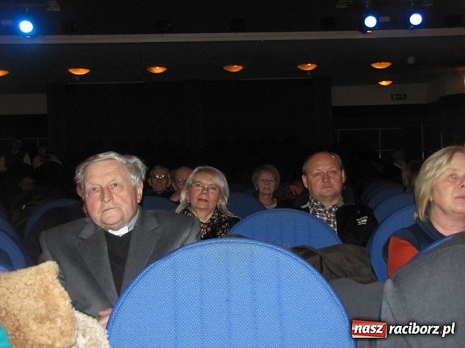 Zdjęcie w galerii na portalu naszraciborz.pl: Krzysztof Zanussi odwiedził Racibórz wiadomości z regionu