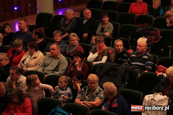 Zdjęcie w galerii na portalu naszraciborz.pl: Arabeska, Aksebara i Łężczok w RCK-u wiadomości z regionu