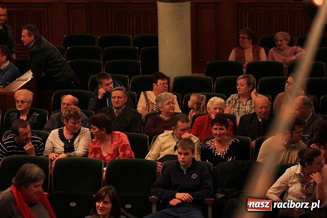 Zdjęcie w galerii na portalu naszraciborz.pl: Arabeska, Aksebara i Łężczok w RCK-u wiadomości z regionu