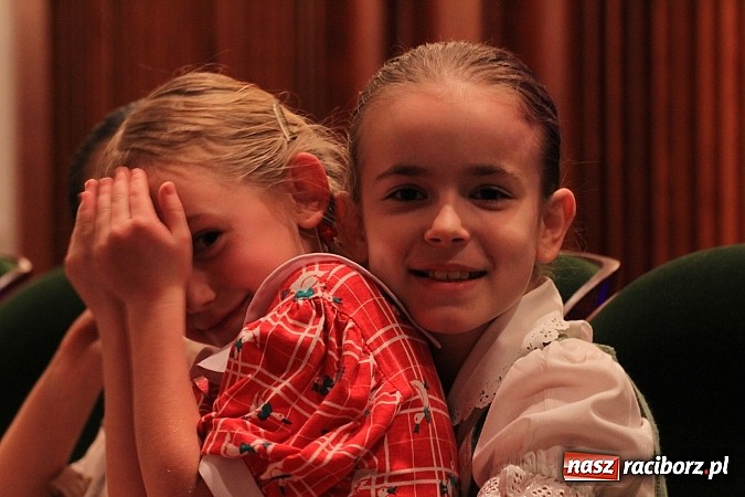 Zdjęcie w galerii na portalu naszraciborz.pl: Arabeska, Aksebara i Łężczok w RCK-u wiadomości z regionu