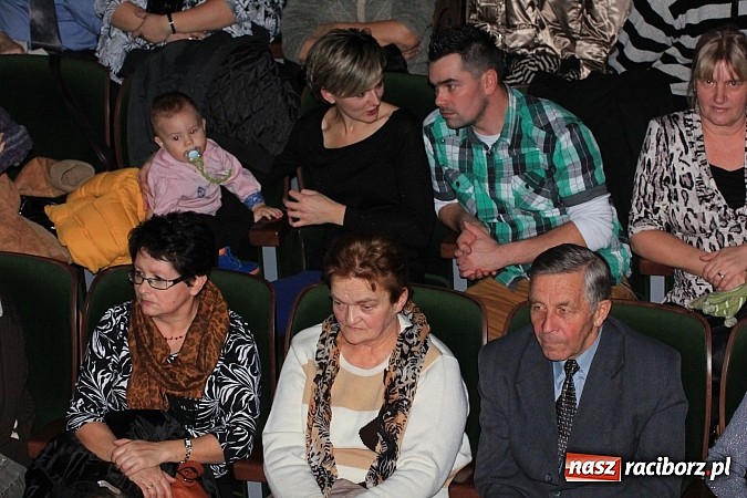 Zdjęcie w galerii na portalu naszraciborz.pl: Arabeska, Aksebara i Łężczok w RCK-u wiadomości z regionu