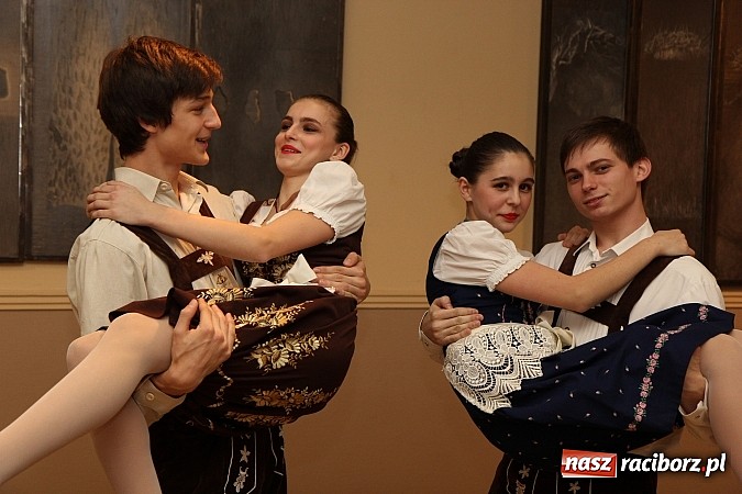 Zdjęcie w galerii na portalu naszraciborz.pl: Arabeska, Aksebara i Łężczok w RCK-u wiadomości z regionu