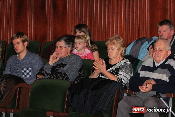 Zdjęcie w galerii na portalu naszraciborz.pl: Arabeska, Aksebara i Łężczok w RCK-u wiadomości z regionu