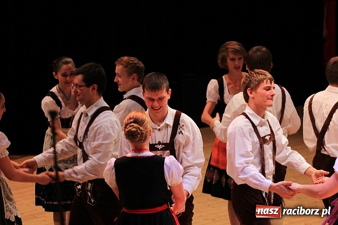 Zdjęcie w galerii na portalu naszraciborz.pl: Arabeska, Aksebara i Łężczok w RCK-u wiadomości z regionu