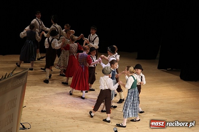 Zdjęcie w galerii na portalu naszraciborz.pl: Arabeska, Aksebara i Łężczok w RCK-u wiadomości z regionu