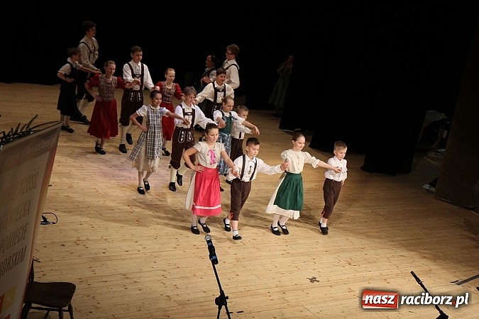 Zdjęcie w galerii na portalu naszraciborz.pl: Arabeska, Aksebara i Łężczok w RCK-u wiadomości z regionu