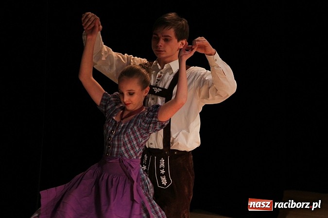 Zdjęcie w galerii na portalu naszraciborz.pl: Arabeska, Aksebara i Łężczok w RCK-u wiadomości z regionu