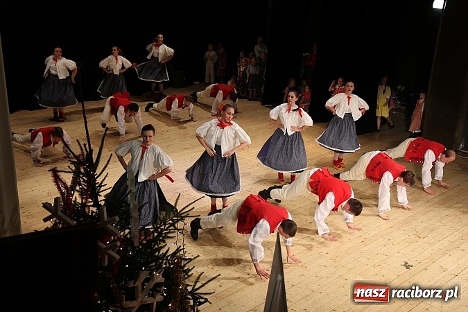 Zdjęcie w galerii na portalu naszraciborz.pl: Arabeska, Aksebara i Łężczok w RCK-u wiadomości z regionu