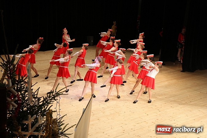 Zdjęcie w galerii na portalu naszraciborz.pl: Arabeska, Aksebara i Łężczok w RCK-u wiadomości z regionu