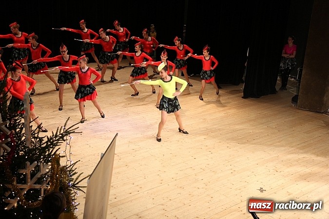 Zdjęcie w galerii na portalu naszraciborz.pl: Arabeska, Aksebara i Łężczok w RCK-u wiadomości z regionu