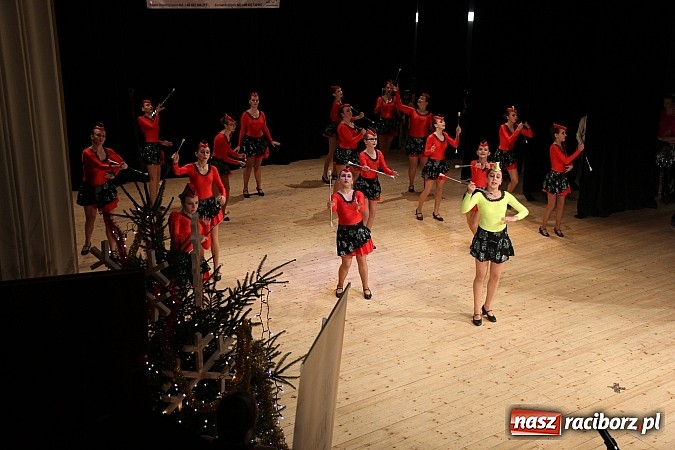 Zdjęcie w galerii na portalu naszraciborz.pl: Arabeska, Aksebara i Łężczok w RCK-u wiadomości z regionu