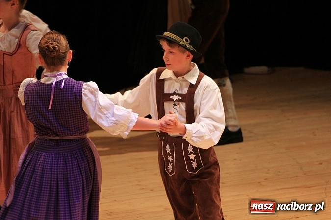 Zdjęcie w galerii na portalu naszraciborz.pl: Arabeska, Aksebara i Łężczok w RCK-u wiadomości z regionu