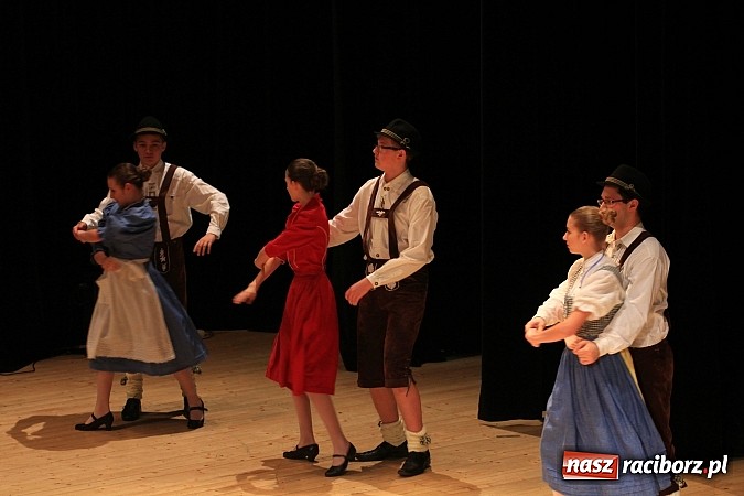 Zdjęcie w galerii na portalu naszraciborz.pl: Arabeska, Aksebara i Łężczok w RCK-u wiadomości z regionu