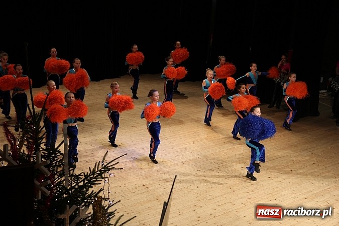 Zdjęcie w galerii na portalu naszraciborz.pl: Arabeska, Aksebara i Łężczok w RCK-u wiadomości z regionu