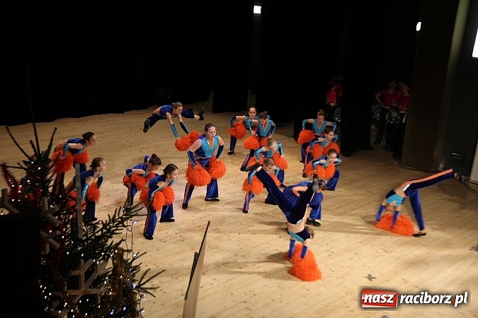 Zdjęcie w galerii na portalu naszraciborz.pl: Arabeska, Aksebara i Łężczok w RCK-u wiadomości z regionu