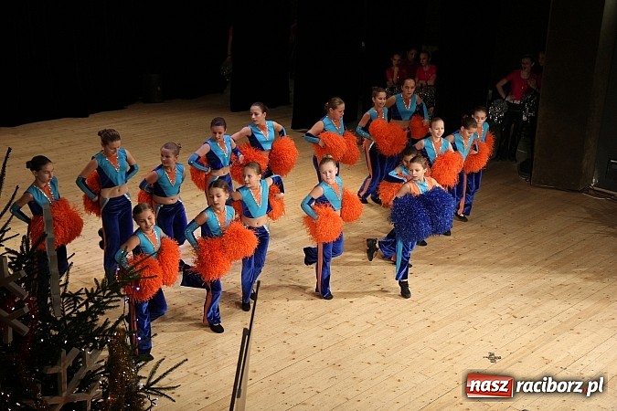 Zdjęcie w galerii na portalu naszraciborz.pl: Arabeska, Aksebara i Łężczok w RCK-u wiadomości z regionu