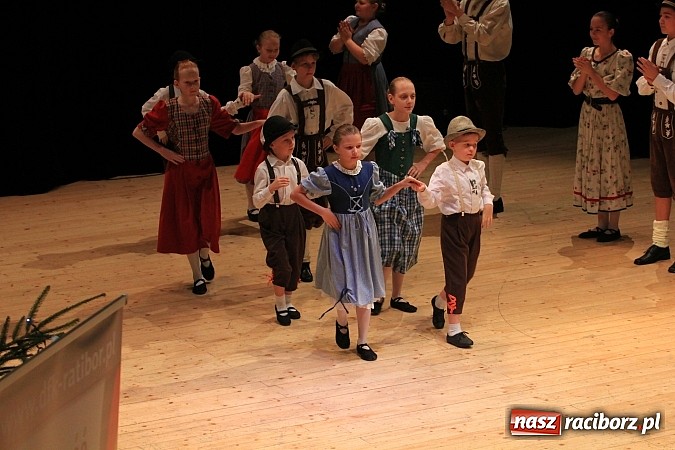 Zdjęcie w galerii na portalu naszraciborz.pl: Arabeska, Aksebara i Łężczok w RCK-u wiadomości z regionu