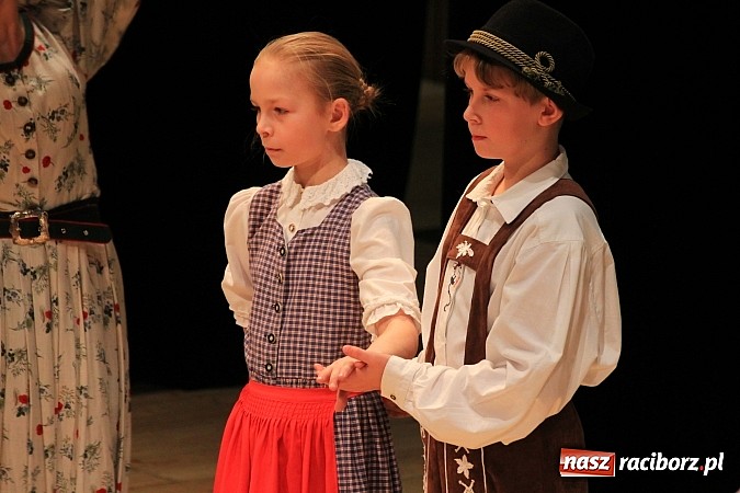 Zdjęcie w galerii na portalu naszraciborz.pl: Arabeska, Aksebara i Łężczok w RCK-u wiadomości z regionu