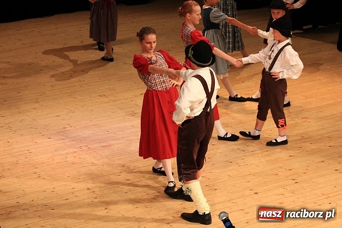 Zdjęcie w galerii na portalu naszraciborz.pl: Arabeska, Aksebara i Łężczok w RCK-u wiadomości z regionu