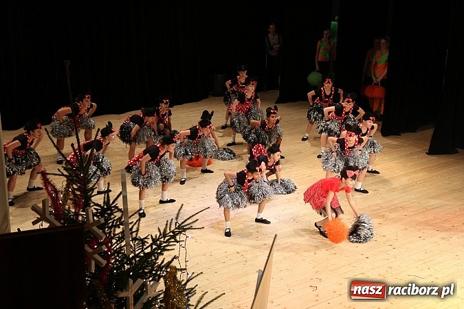 Zdjęcie w galerii na portalu naszraciborz.pl: Arabeska, Aksebara i Łężczok w RCK-u wiadomości z regionu