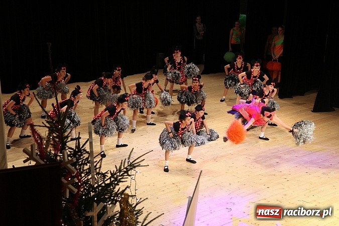 Zdjęcie w galerii na portalu naszraciborz.pl: Arabeska, Aksebara i Łężczok w RCK-u wiadomości z regionu