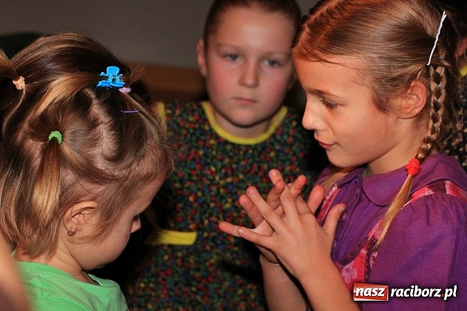 Zdjęcie w galerii na portalu naszraciborz.pl: Arabeska, Aksebara i Łężczok w RCK-u wiadomości z regionu