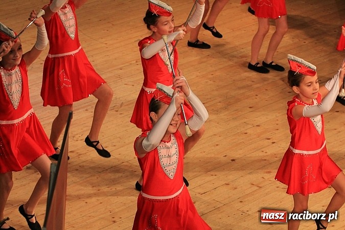 Zdjęcie w galerii na portalu naszraciborz.pl: Arabeska, Aksebara i Łężczok w RCK-u wiadomości z regionu