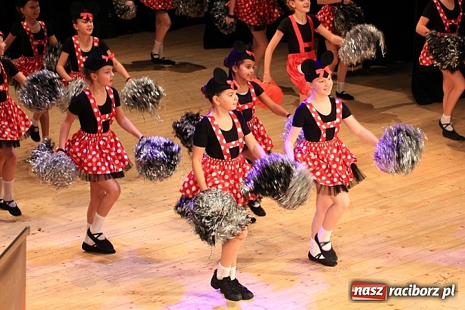 Zdjęcie w galerii na portalu naszraciborz.pl: Arabeska, Aksebara i Łężczok w RCK-u wiadomości z regionu