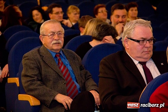 Zdjęcie w galerii na portalu naszraciborz.pl: Medale UNITAS IN VERITATE wręczone wiadomości z regionu