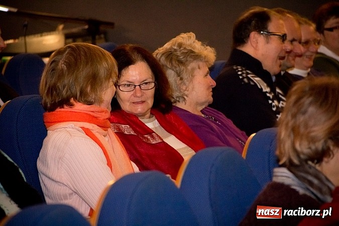 Zdjęcie w galerii na portalu naszraciborz.pl: Medale UNITAS IN VERITATE wręczone wiadomości z regionu