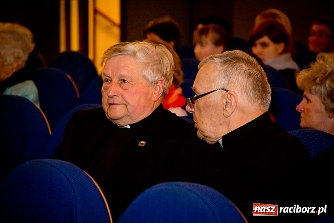 Zdjęcie w galerii na portalu naszraciborz.pl: Medale UNITAS IN VERITATE wręczone wiadomości z regionu