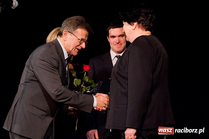 Zdjęcie w galerii na portalu naszraciborz.pl: Medale UNITAS IN VERITATE wręczone wiadomości z regionu