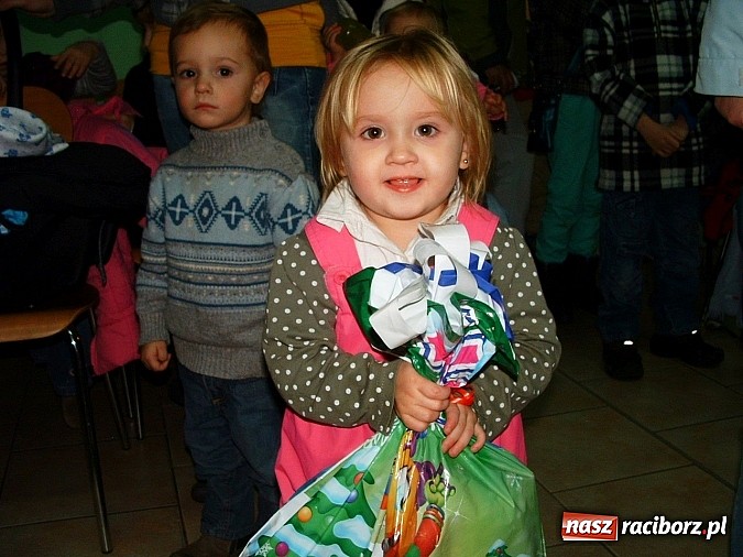 Zdjęcie w galerii na portalu naszraciborz.pl: Spotkanie z Mikołajem w raciborskim Caritasie wiadomości z regionu